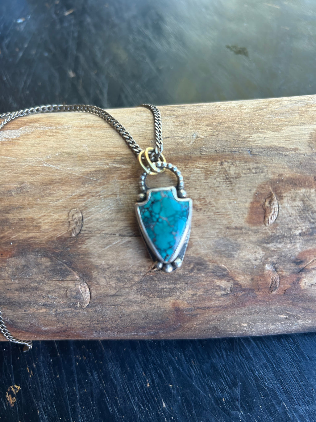 Wayward Arrow Necklace
