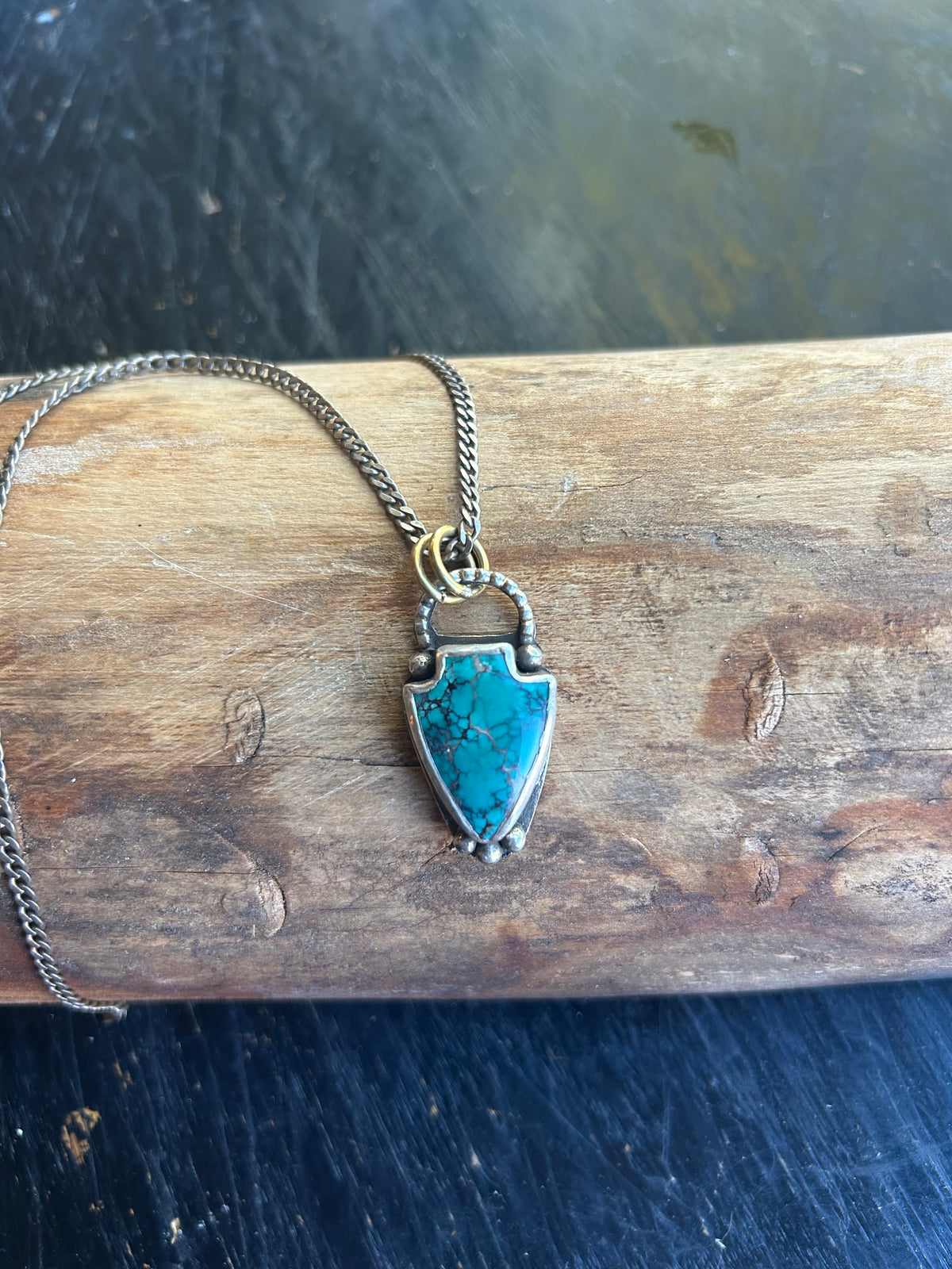 Wayward Arrow Necklace