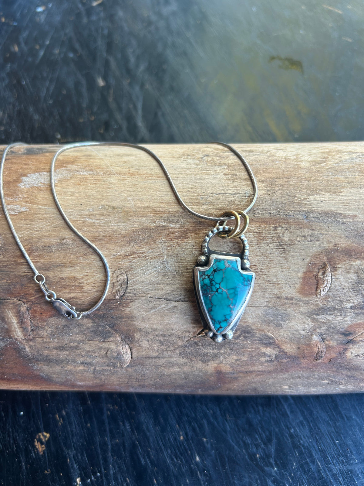 Wayward Arrow Necklace